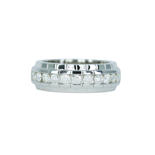 7765 Men's Round-Cut VVS Moissanite Ring