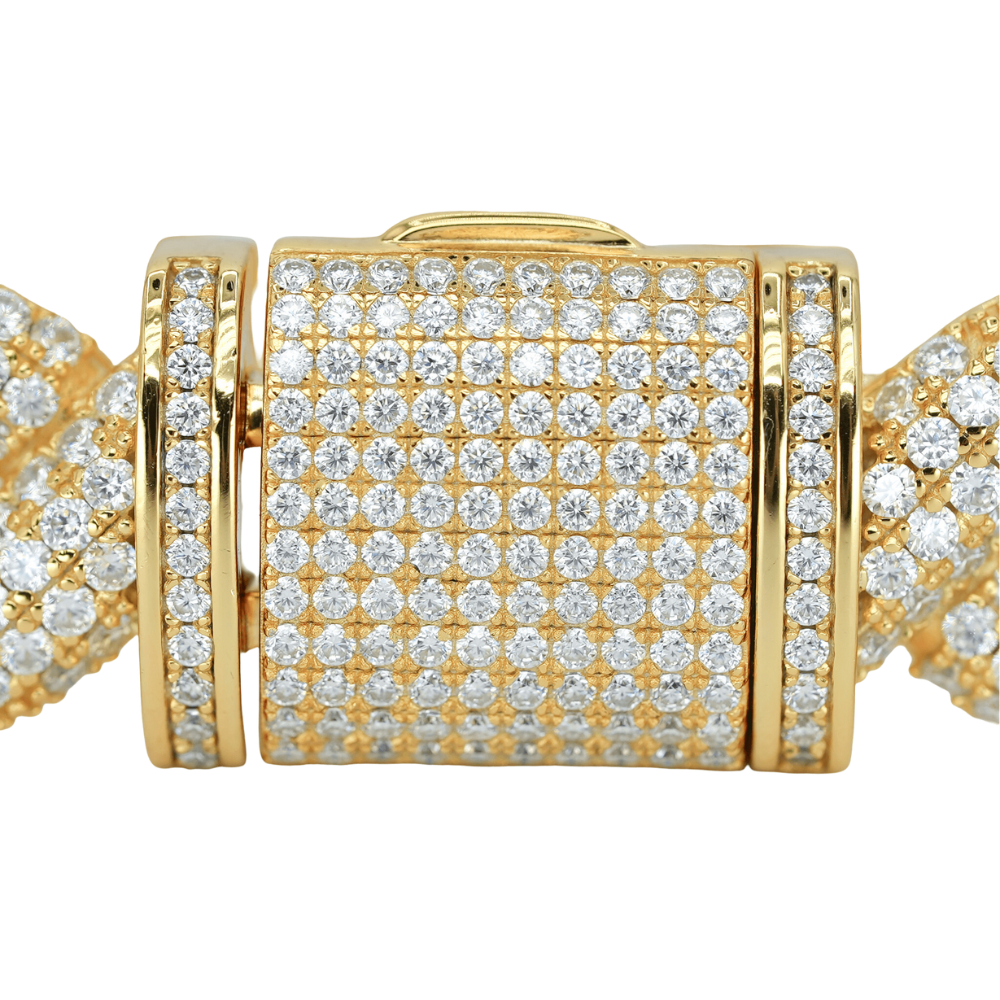 Yellow 16mm Round VVS Moissanite Diamond Infinity Cuban Bracelet – Bold Elegance, Timeless Shine