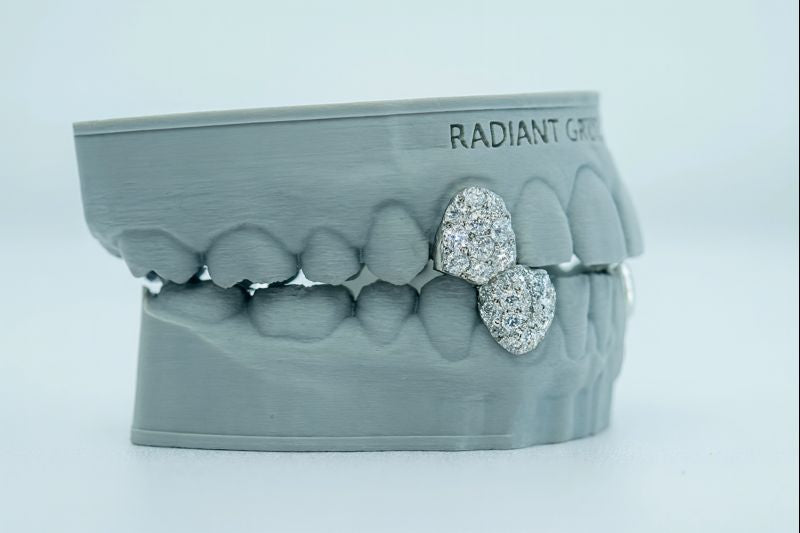 Fang With Back Bar 6 Pointer VVS Moissanite Diamond Grillz